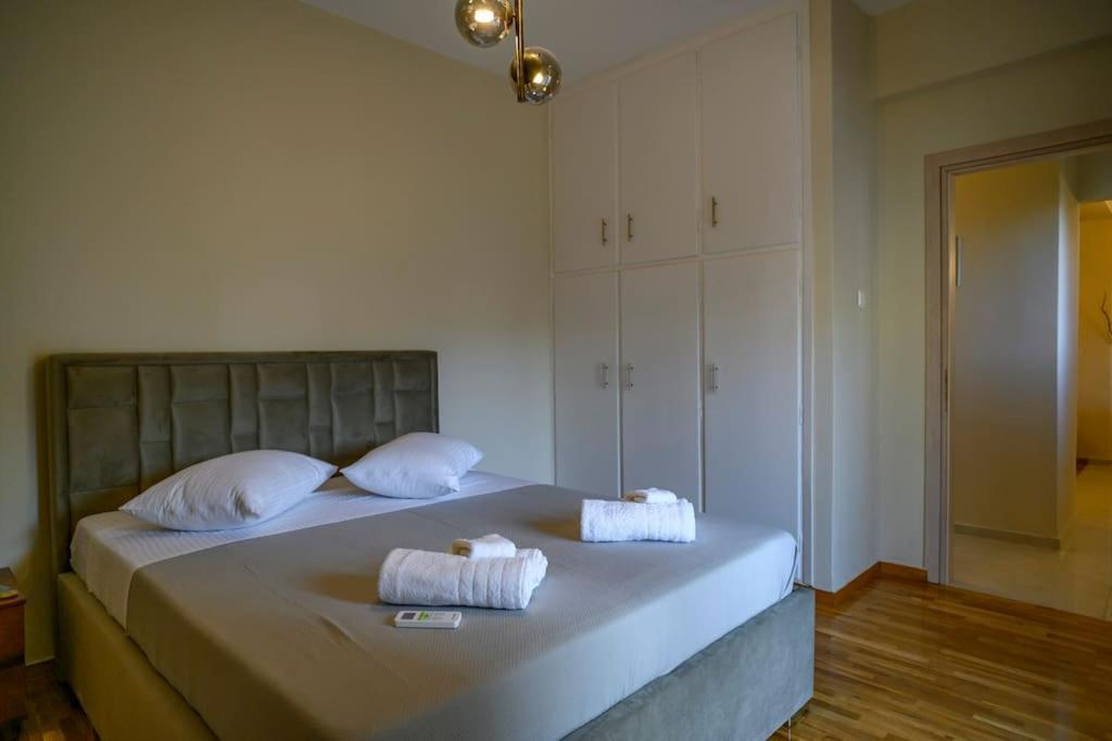 Luxury Modern 2 Bed Elegance Apartment *